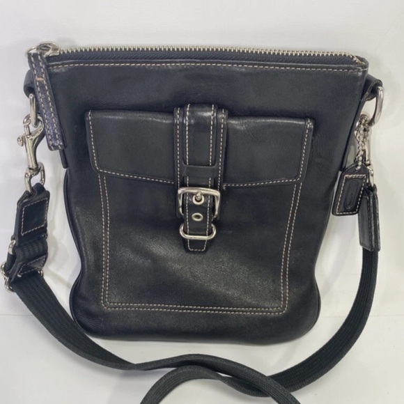Vintage Coach Runway Black Leather Crossbody Messenger Bag Purse - Picture 1 of 11